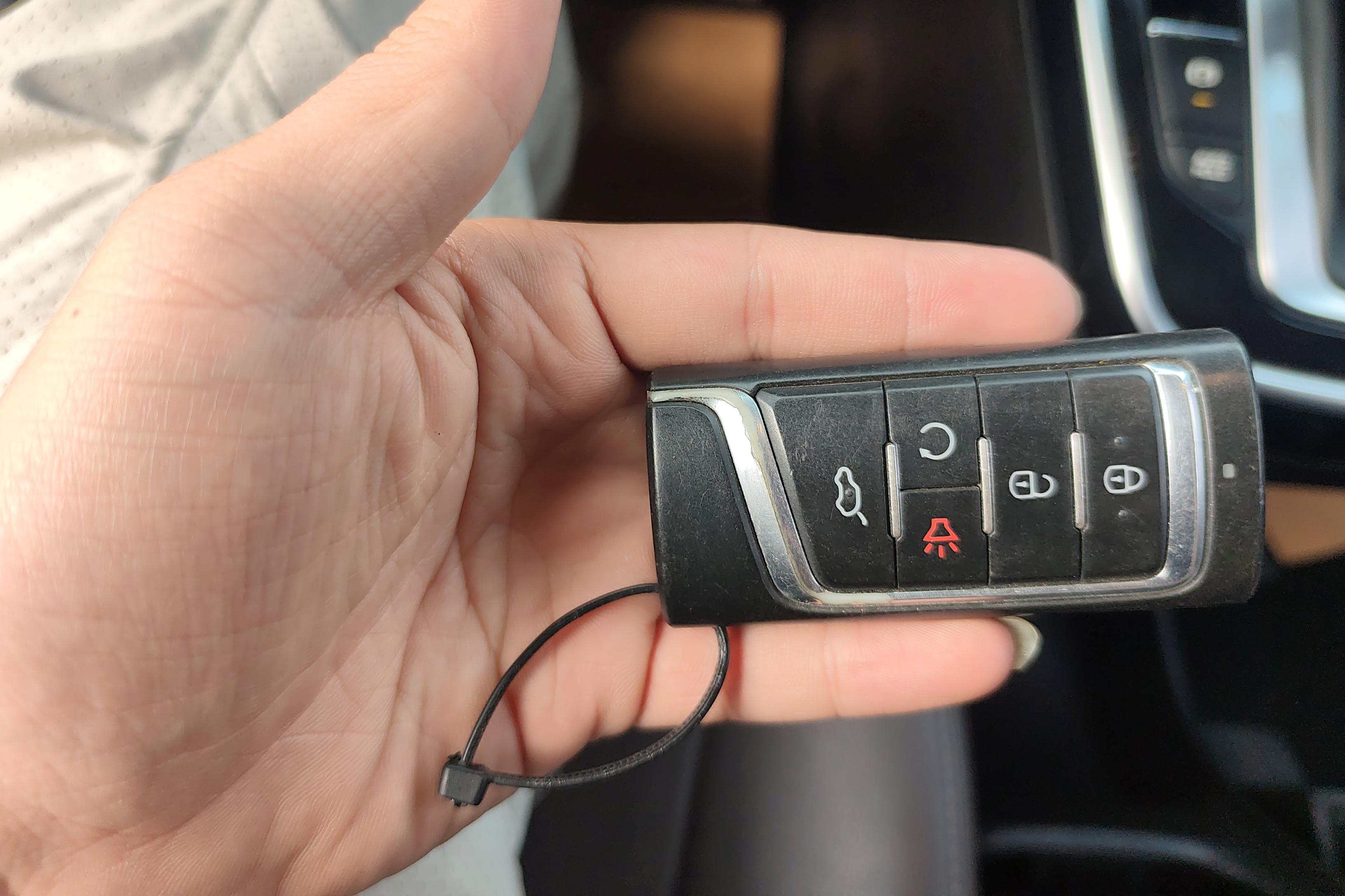 GAC Trumpchi M6 2019 #18 GAC Trumpchi M6 2019 car image #18