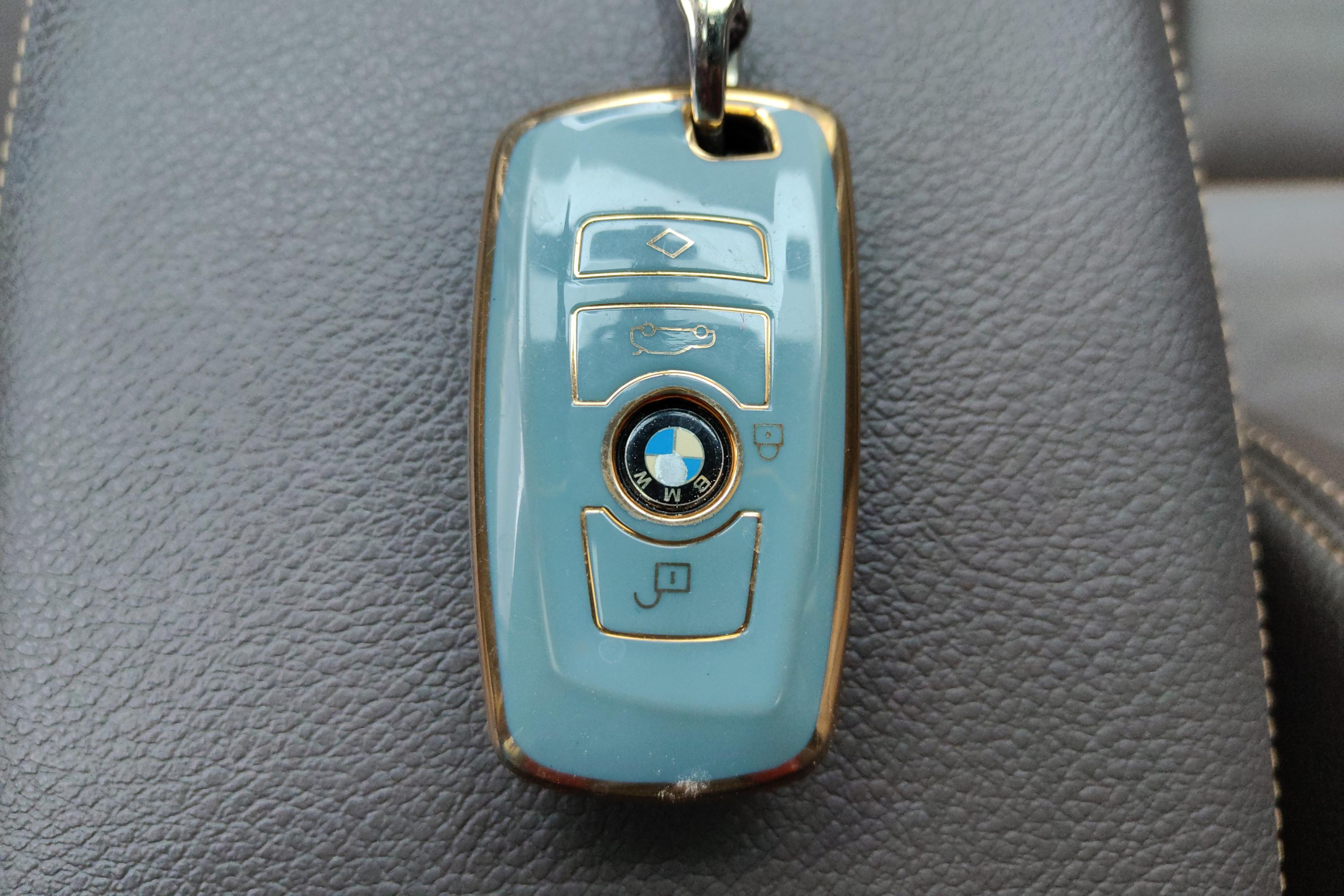 BMW X4 M40i 2018 #18 BMW X4 M40i 2018 car image #18