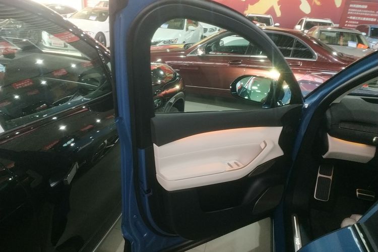 蔚来 蔚来ES7 2024 汽车图片 #18