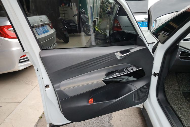 Volkswagen ID.3 2023 #18 Volkswagen ID.3 2023 car image #18