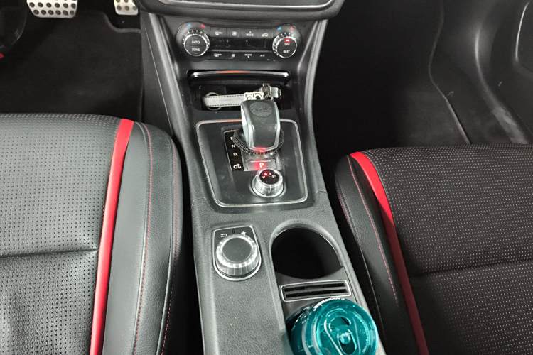 Mercedes-Benz GLA AMG 2019 car image #18