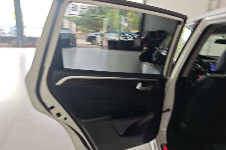 Honda Jade 2017 car image #18