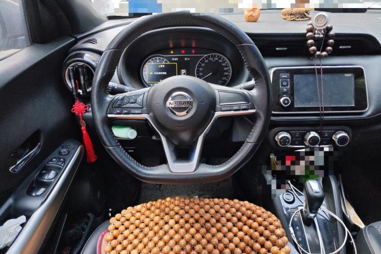 Nissan Kicks 2017 immagine di auto #18