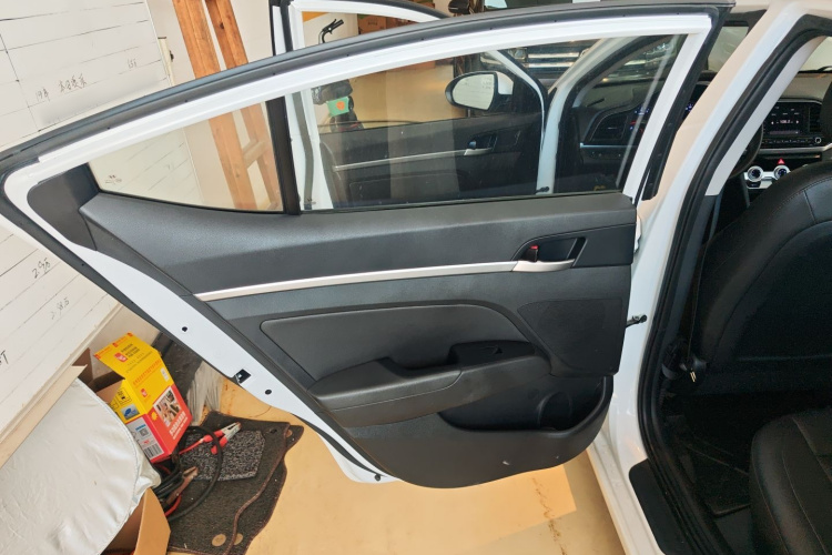 Hyundai Elantra AD 2019 car image #18