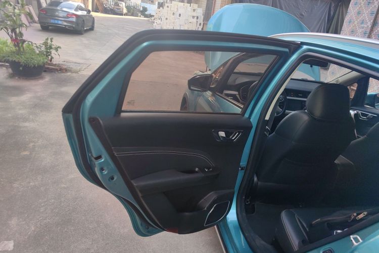 Vision X3 2019 car image #18