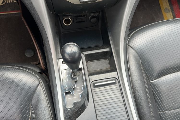 Hyundai Sonata NFC 2016 #18 Hyundai Sonata NFC 2016 car image #18