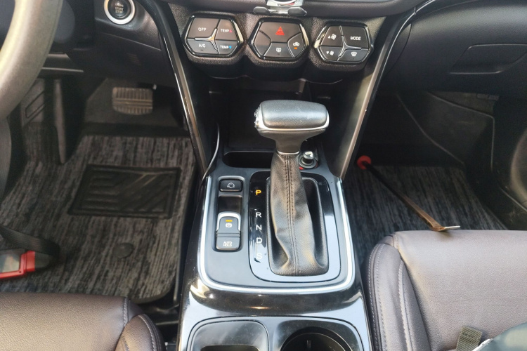 GAC Trumpchi GS4 2019 car image #18