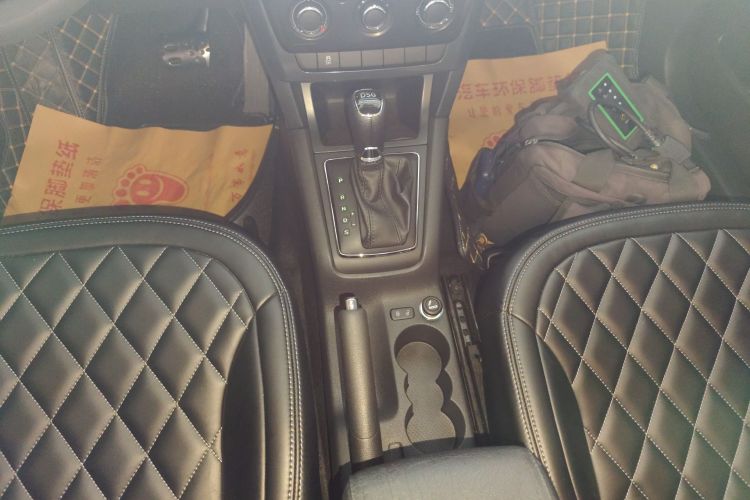 Skoda Yeti (Imported) 2019 car image #18