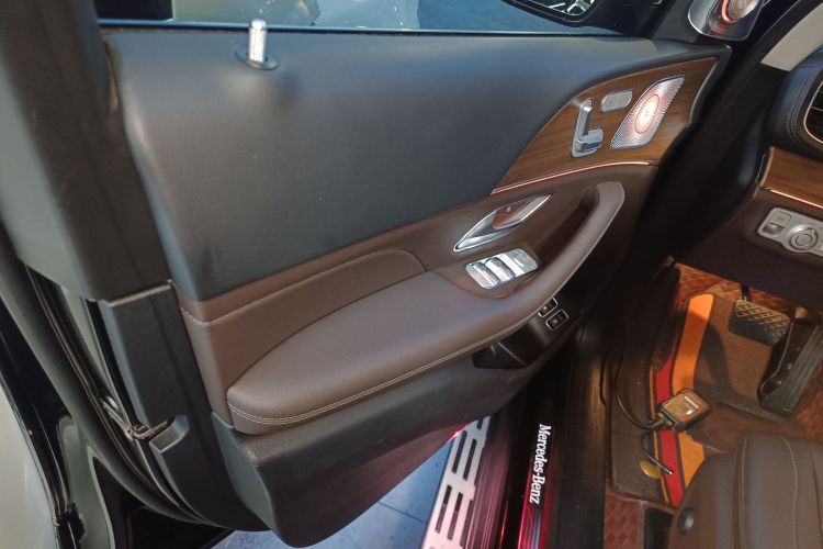 Mercedes-Benz GLE Class New Energy 2023 car image #18