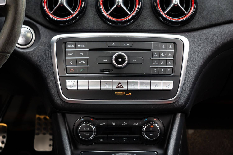 Mercedes-Benz GLA AMG 2017 #18 Mercedes-Benz GLA AMG 2017 car image #18