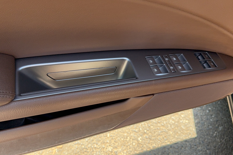 Volkswagen Pheaton 2016 imagen de coche #18
