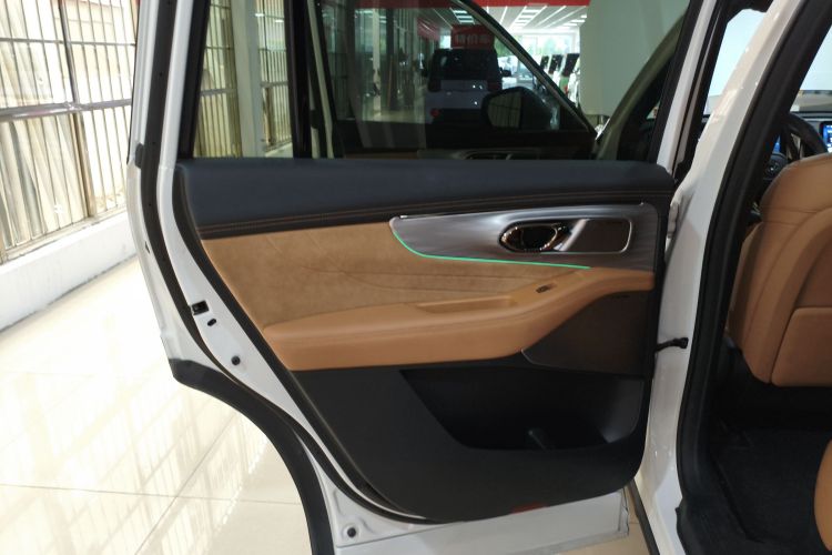 GAC Trumpchi ES9 2023 #18 GAC Trumpchi ES9 2023 car image #18