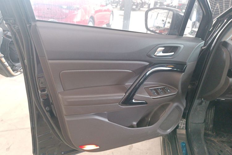 GAC Trumpchi GS4 New Energy 2018 #18 GAC Trumpchi GS4 New Energy 2018 car image #18