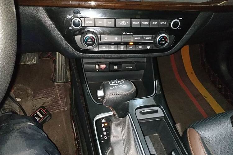 起亚 凯绅 2018 汽车图片 #18