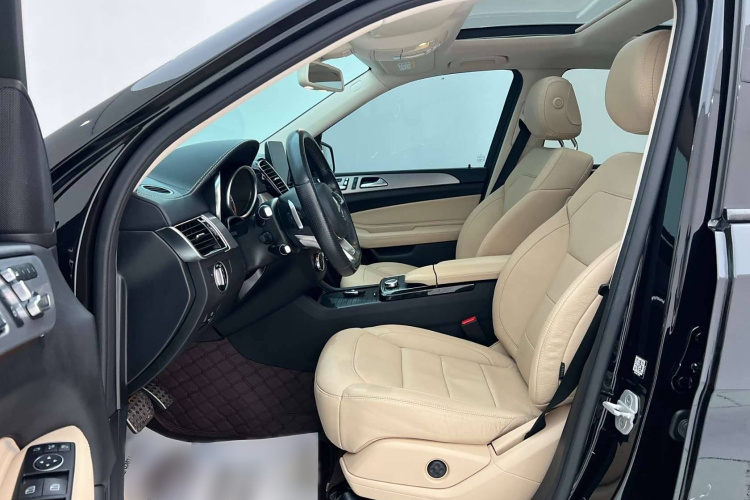 Mercedes-Benz GLE AMG 2018 car image #18