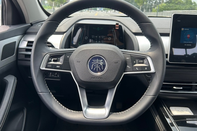 BYD Qin Pro New Energy 2020 car image #18