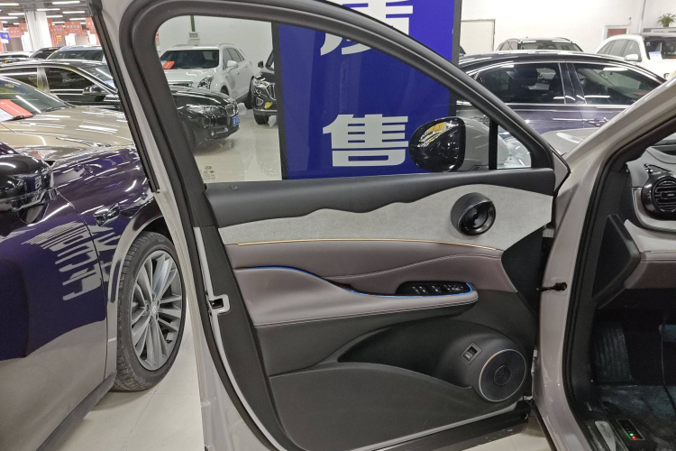 BYD Frigate 07 2023 immagine di auto #18