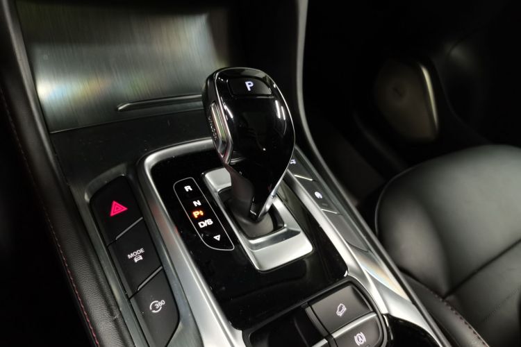 MG HS 2020 #18 MG HS 2020 car image #18