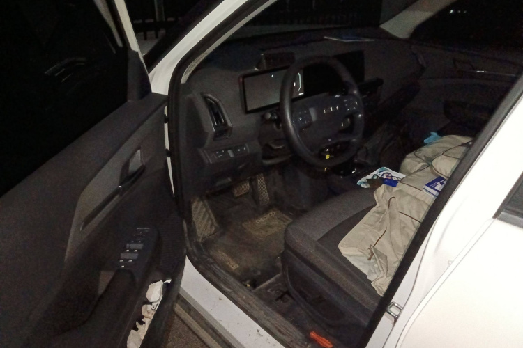 起亚 起亚EV5 2023 汽车图片 #18