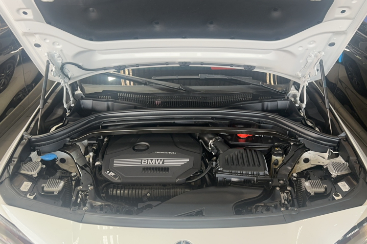 BMW X2 2023 car image #18