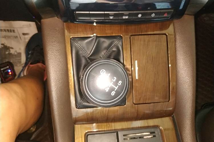 Forthing M7 2020 imagem de carro #18