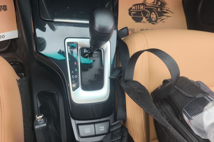 Toyota Fortuner 2018 #18 Toyota Fortuner 2018 immagine di auto #18