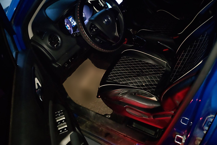 Changan CS15 EV 2016 #18 Changan CS15 EV 2016 immagine di auto #18