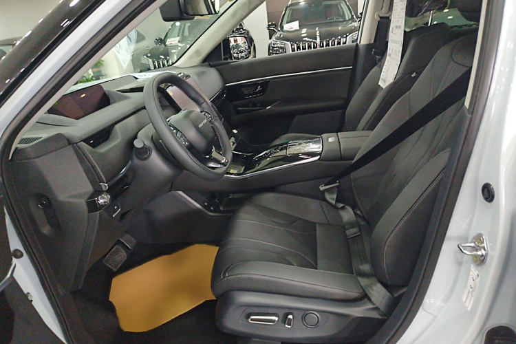 Honda P7 2025 #18 Honda P7 2025 car image #18