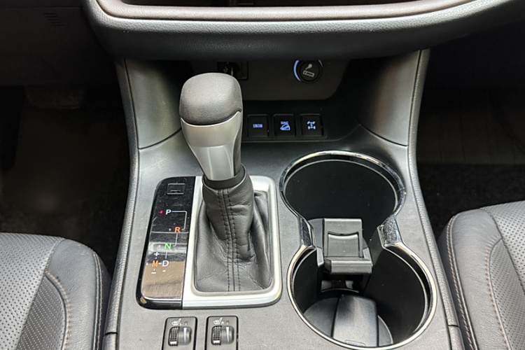 Toyota Highlander (Imported) 2016 car image #18