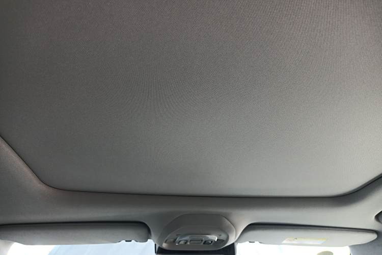 GEELY PrefaceL 2023 car image #18