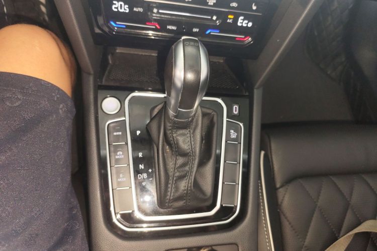 Volkswagen Magotan GTE 2022 car image #18