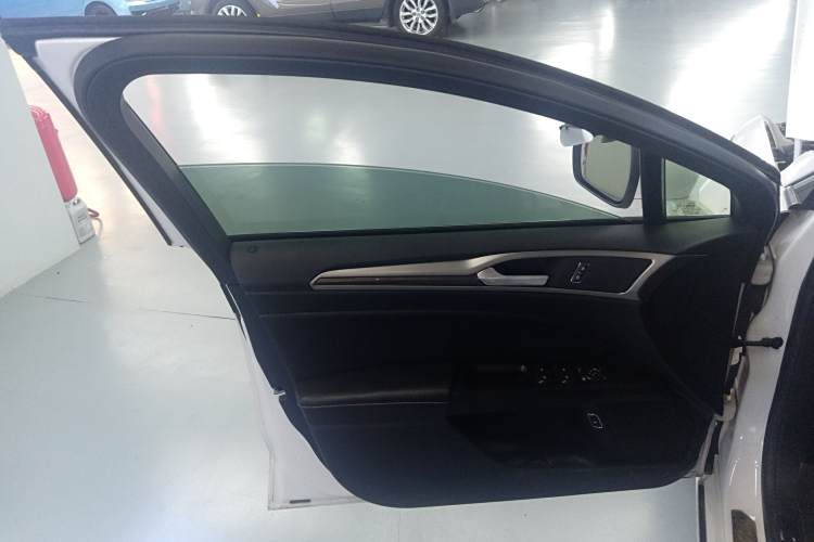 Ford Mondeo New Energy 2020 car image #18