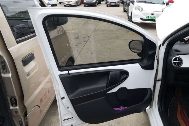 BYD e1 2019 #18 BYD e1 2019 car image #18