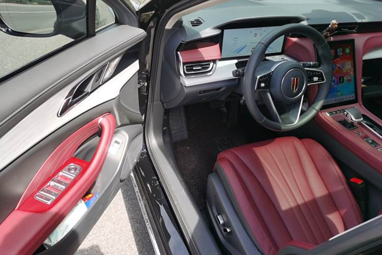 HongQi H5 2025 #18 HongQi H5 2025 immagine di auto #18