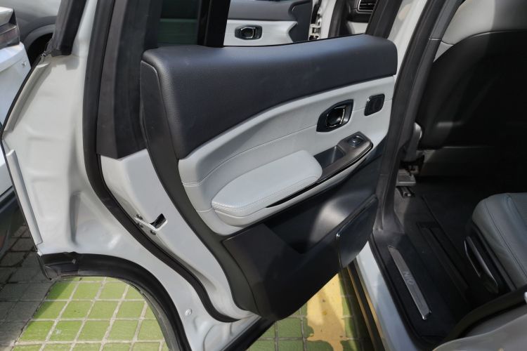 蔚来 蔚来ES8 2022 汽车图片 #18