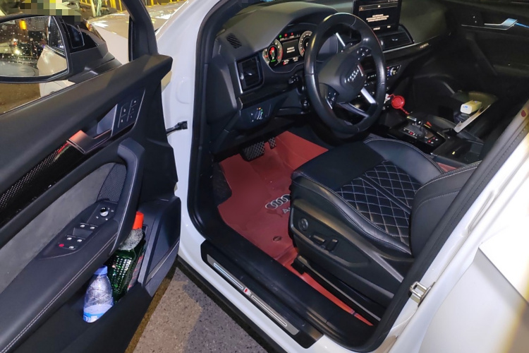 Audi Q5L Sportback 2021 car image #18