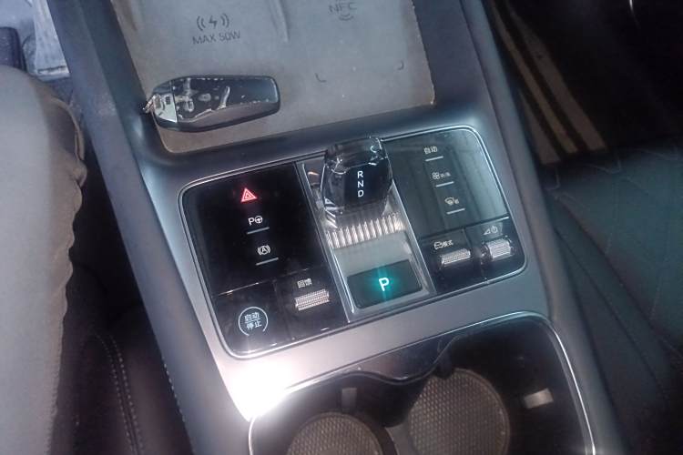 BYD Sea Lion 07 EV 2024 #18 BYD Sea Lion 07 EV 2024 car image #18