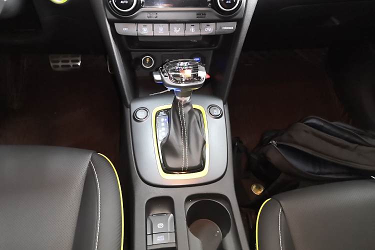 Hyundai ENCINO 2020 immagine di auto #18