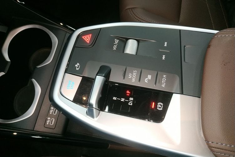 BMW iX1 2023 #18 BMW iX1 2023 imagem de carro #18