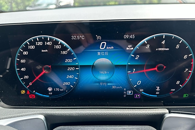 Mercedes-Benz GLB Class 2022 #18 Mercedes-Benz GLB Class 2022 car image #18