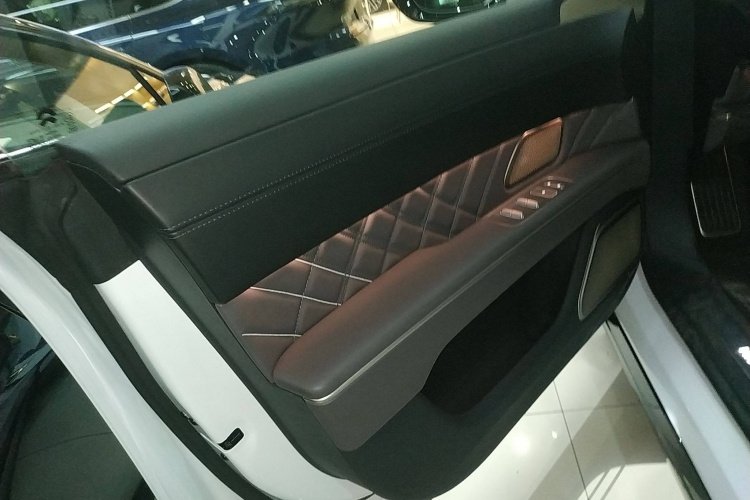 NIO ET9 2024 изображение автомобиля #18