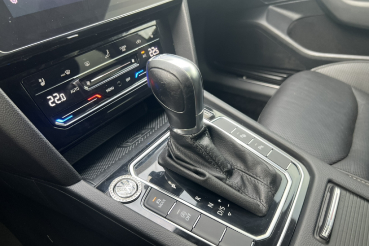 Volkswagen CC (FAW-Volkswagen) 2021 #18 Volkswagen CC (FAW-Volkswagen) 2021 immagine di auto #18