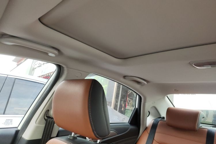 Changan Eado EV 2018 car image #18