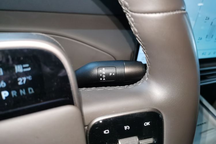 理想汽车 理想MEGA 2024 汽车图片 #18