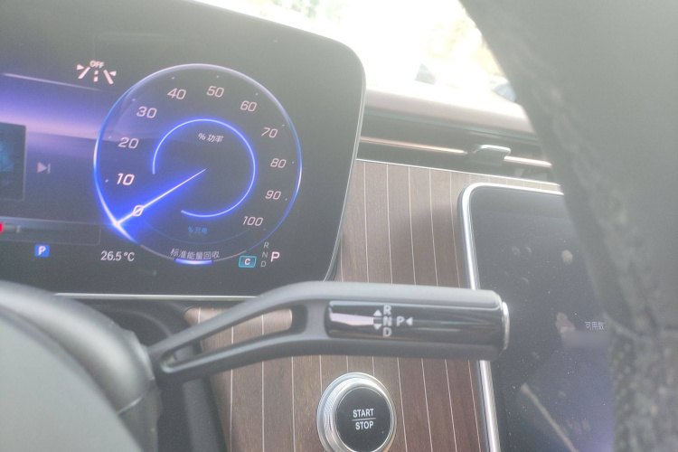 Mercedes-Benz EQE SUV 2024 #18 Mercedes-Benz EQE SUV 2024 car image #18