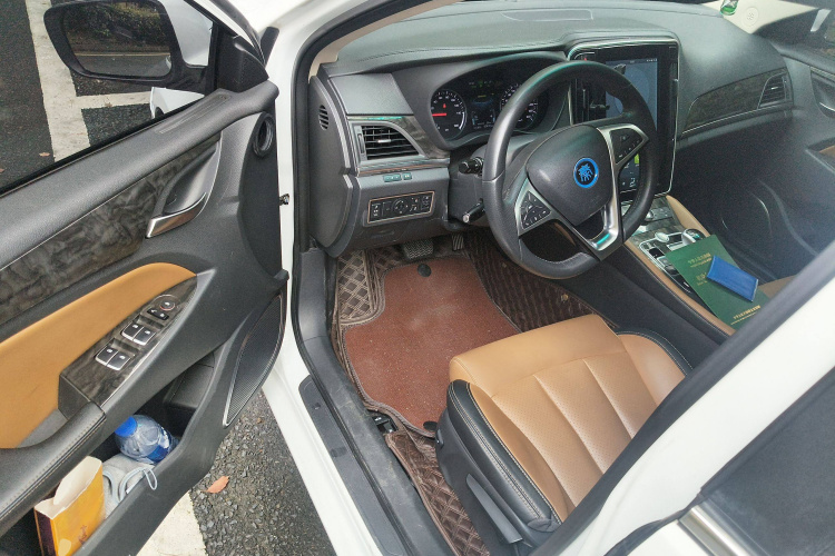 BYD Qin New Energy 2018 #18 BYD Qin New Energy 2018 car image #18