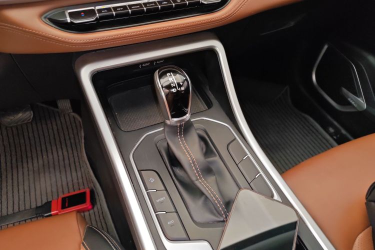 GEELY Vision X6 2020 car image #18