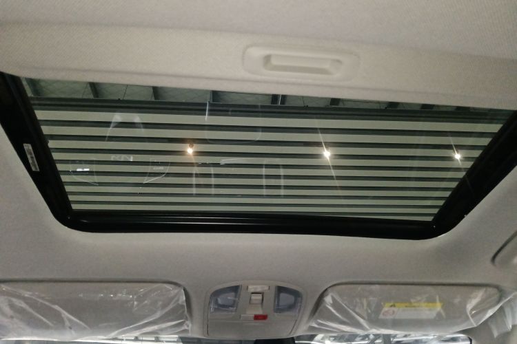 Kia Sonet 2024 immagine di auto #18