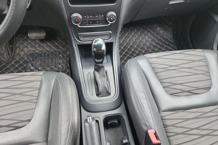 Kaiyi E3 2018 car image #18