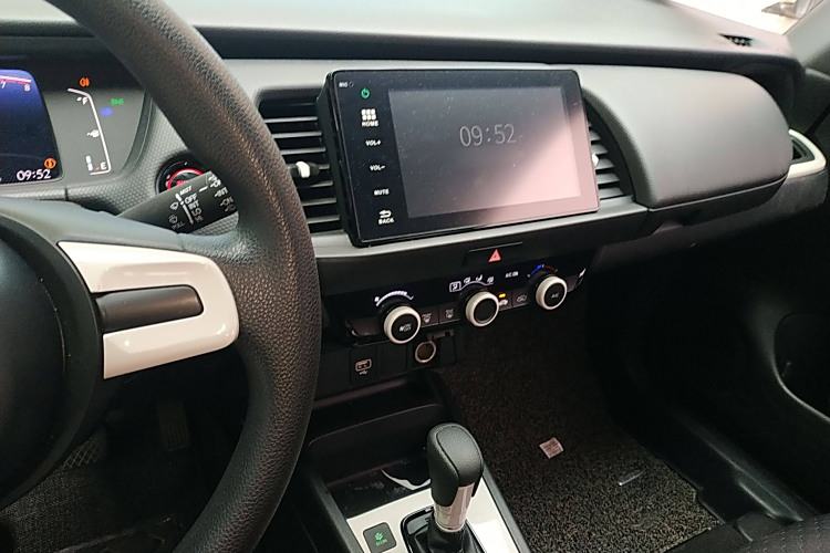 Honda Fit (Imported) 2021 car image #18